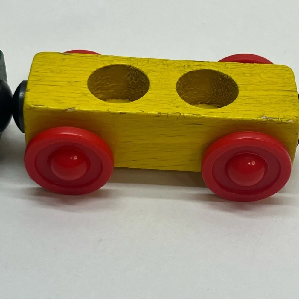 vintage wooden‎ painted magnetic train primary colors kids display 3 pc as is